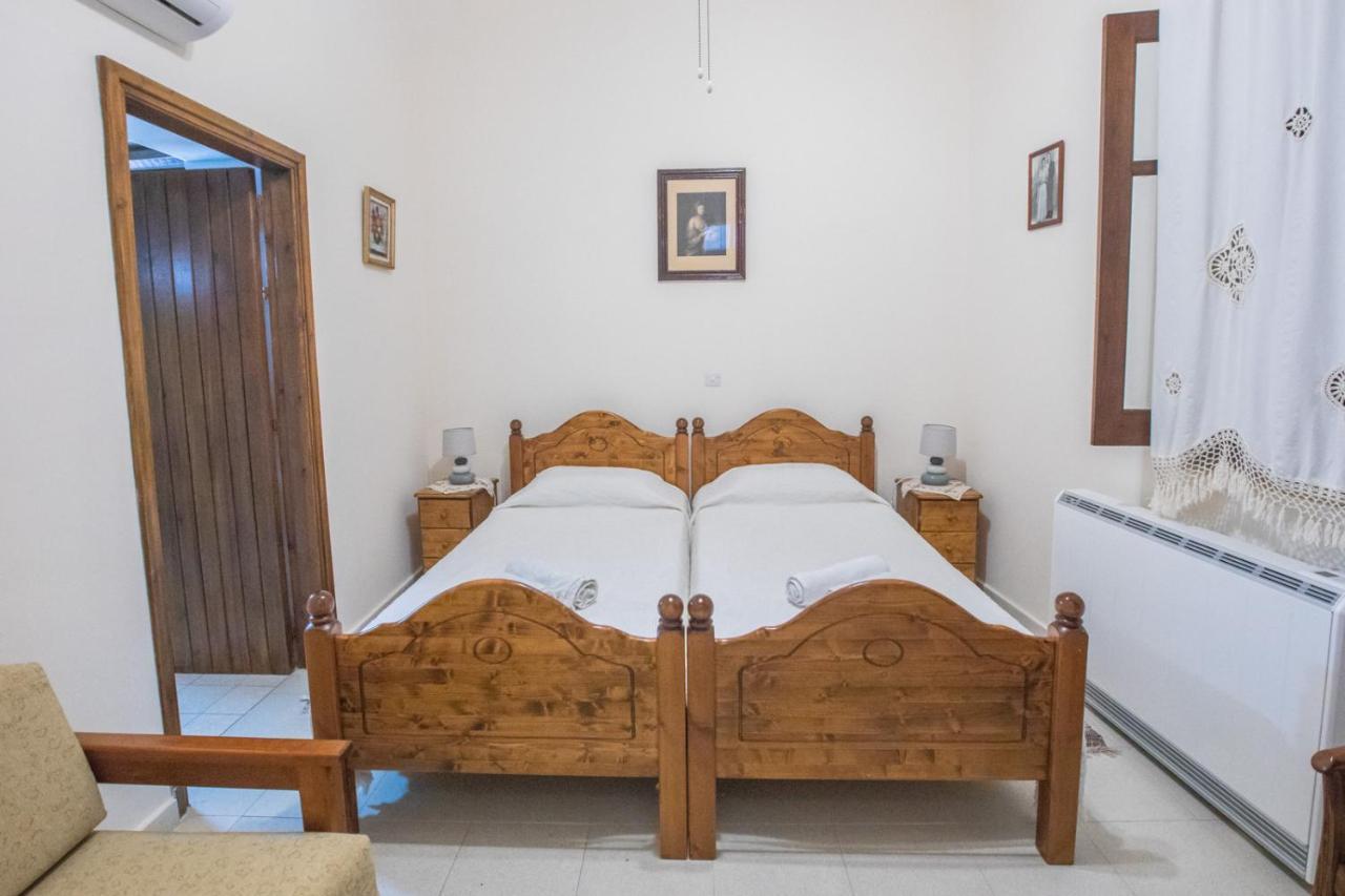 Iosiphis Stonebuilt House Guest House ปาโน เลฟคารา ภายนอก รูปภาพ